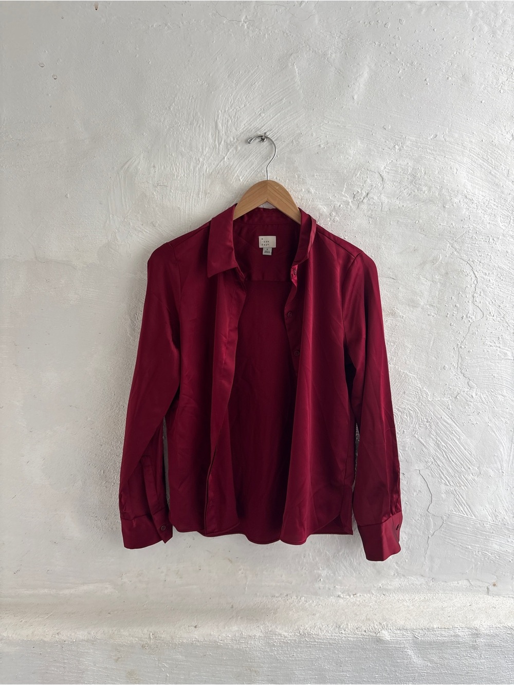 A new day size small satin like button down long sleeve